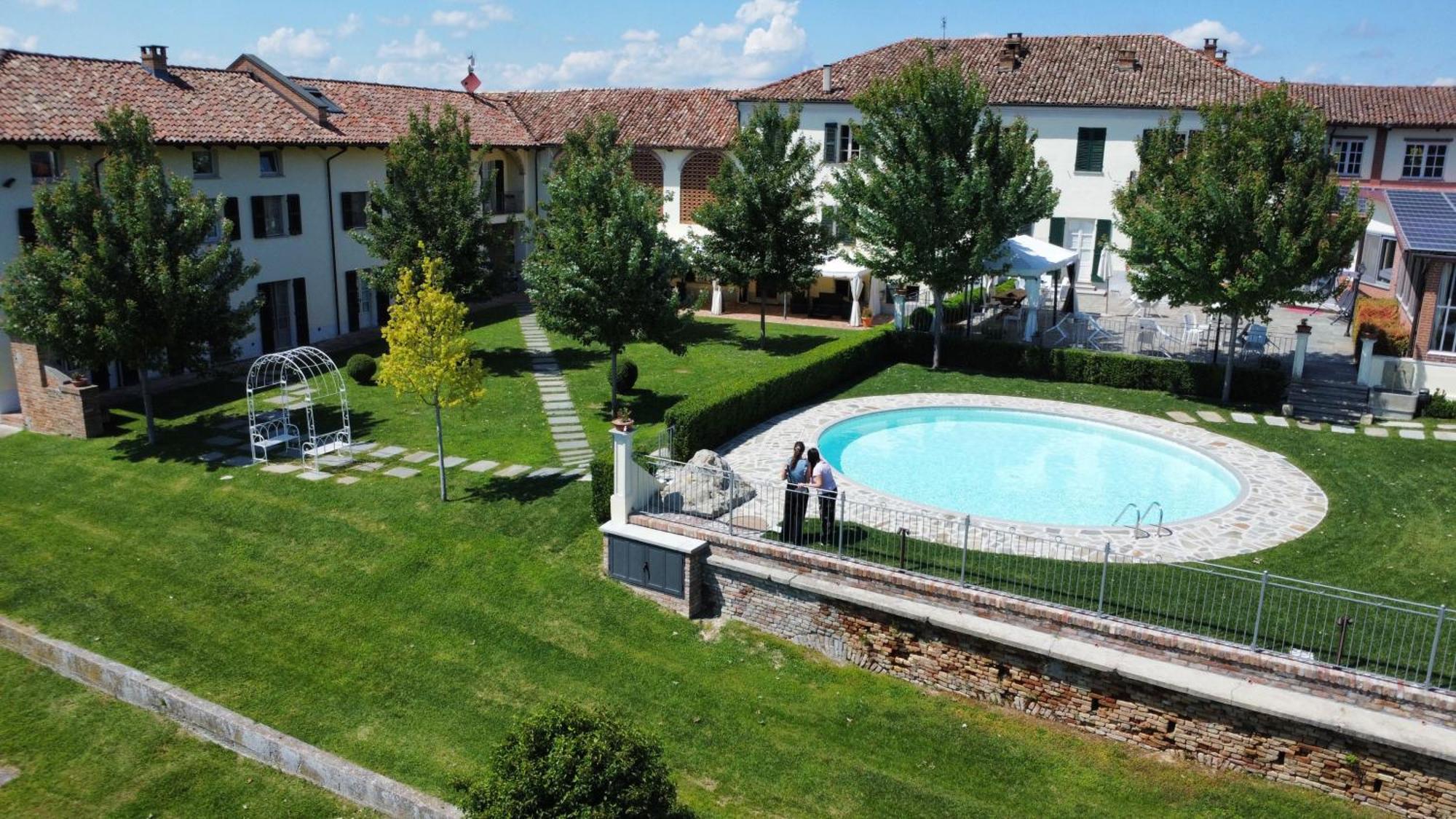 Agriturismo Podere La Piazza Costigliole d'Asti Exterior foto